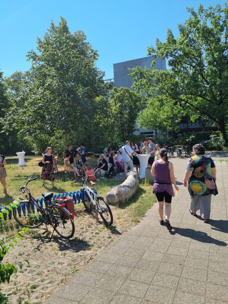Sommerliches Wetter bei der Jahrestagung 2026 von EX-IN Deutschland in Karlsruhe